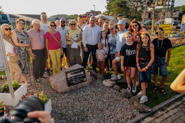 Rodzinne świętowanie w Dobrzewinie: Festyn i rajd połączyły pokolenia.
