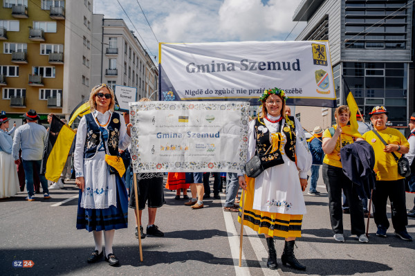 Wielka reprezentacja gminy Szemud na XXVII Światowym Zjeździe Kaszubów.