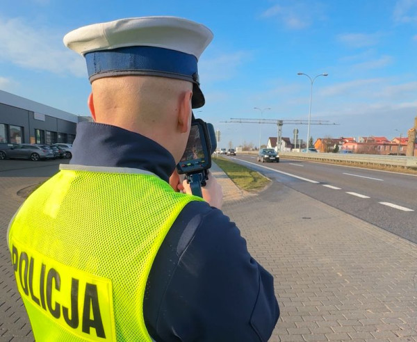 Koleczkowo. 18-latek stracił prawo jazdy i stanie przed sądem
