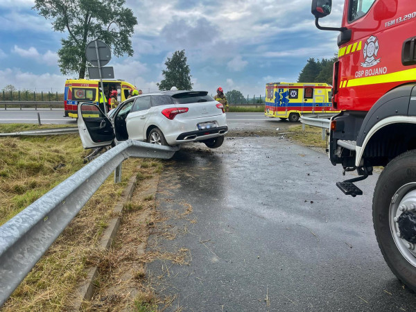 Bojano. Wypadek na S6. Dwie osoby w szpitalu. 