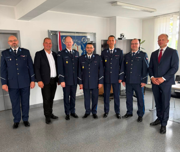 Zmiany w Komisariacie Policji w Szemudzie. Nowy komendant oficjalnie powołany!