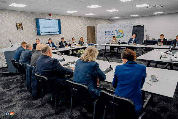 XIX Sesja Rady Gminy. Stypendia, podatki, wynagrodzenie i sprzeciw. 